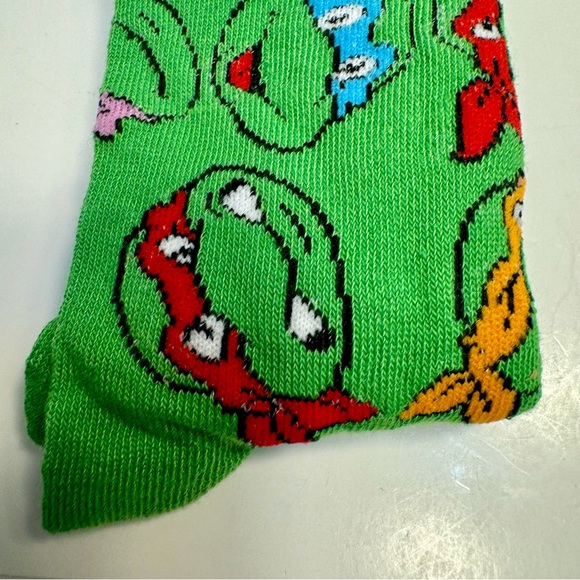 NWT. Teenage Mutant Ninja Turtles Crew Socks Size 6-12 Nickelodeon Green. - Picture 4 of 8